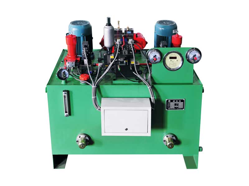 Cartridge controlling secondary braking hydraulic station